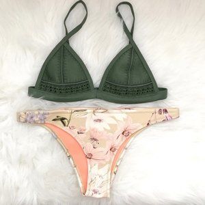 Triangl Crochet Bikini Top